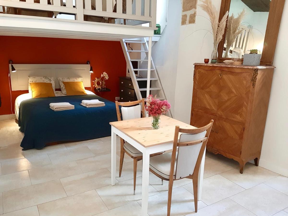 En Plein Coeur : Charmant Gite Centre Amboise Buitenkant foto